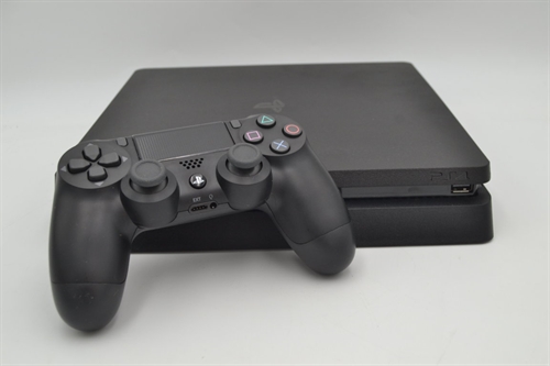 Playstation 4 - Slim - 500 GB HDD - Konsol - SNR 02-27452574-4329649 (A Grade) (Genbrug)